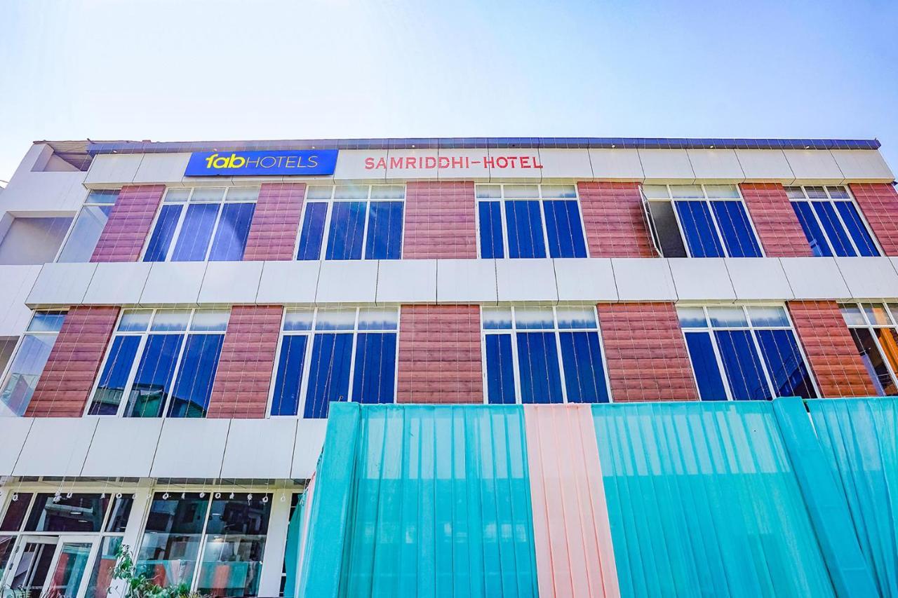 ורנאסי Fabhotel Siddhi מראה חיצוני תמונה