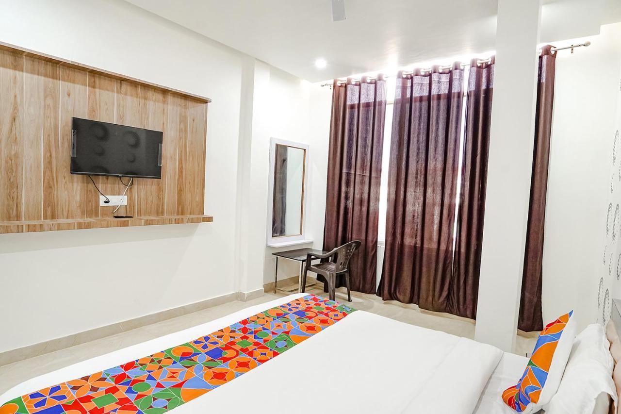 ורנאסי Fabhotel Siddhi מראה חיצוני תמונה