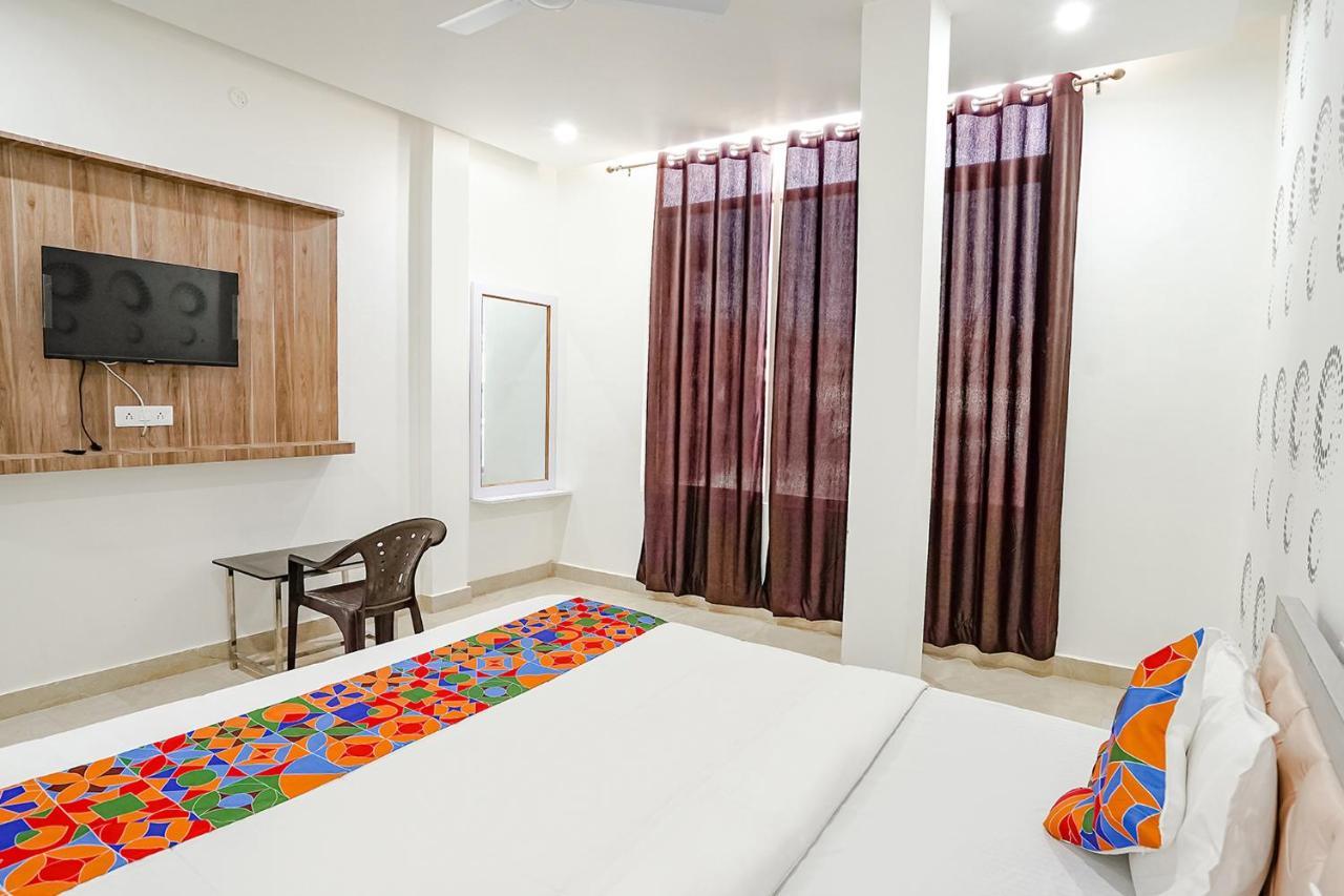 ורנאסי Fabhotel Siddhi מראה חיצוני תמונה
